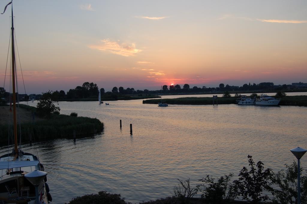 Buitenplaats T Ges Sneek Exterior photo